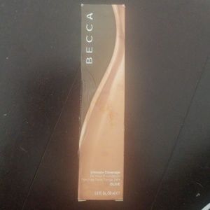 Becca 24hr foundation
